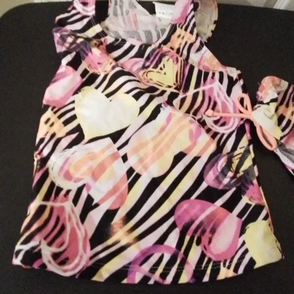 Girl's two-piece swim suit.NWT - Picture 2 of 6